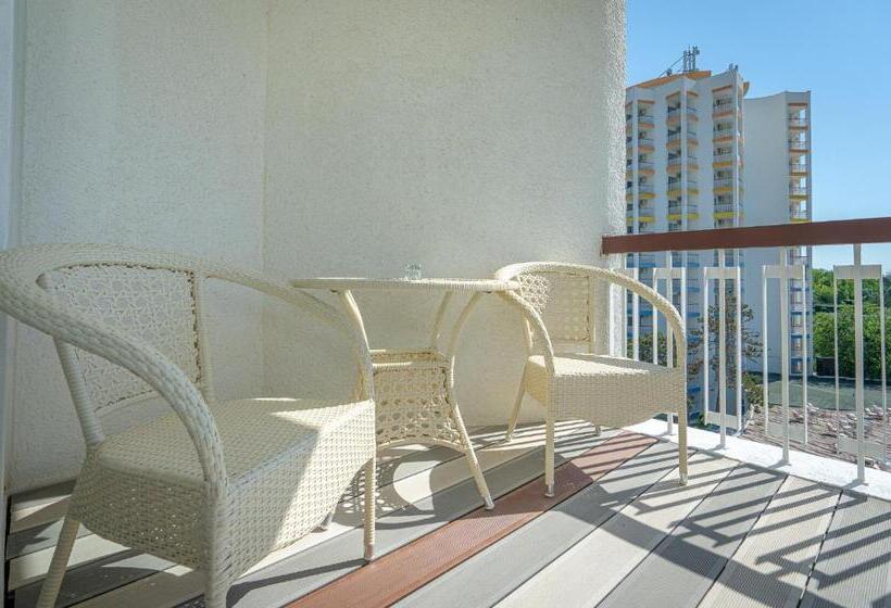 스탠다드 룸, Mera Resort