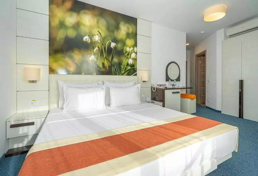 Standard Room, Mera Resort