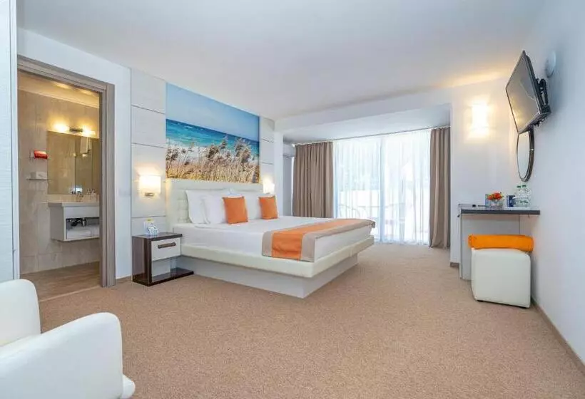 2 Bedroom Apartment, Mera Resort