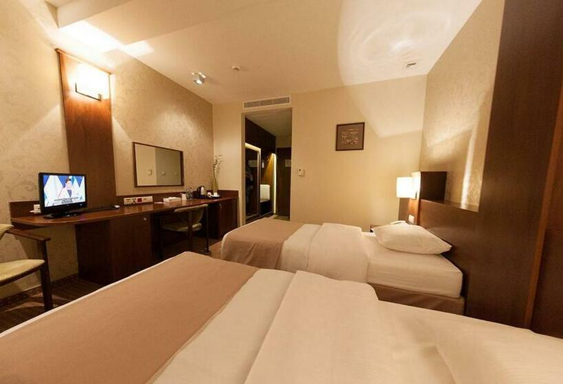 חדר סטנדרט, Na Półboru