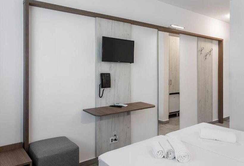 חדר סטנדרט, קומת קרקע, Neko