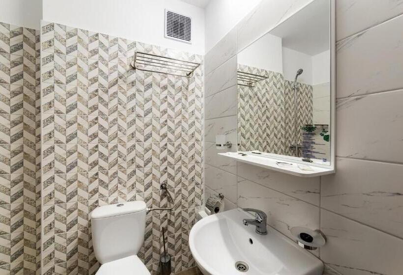 חדר סטנדרט, קומת קרקע, Neko