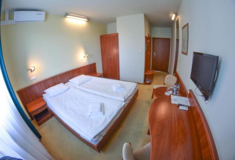 스탠다드 룸, Neo