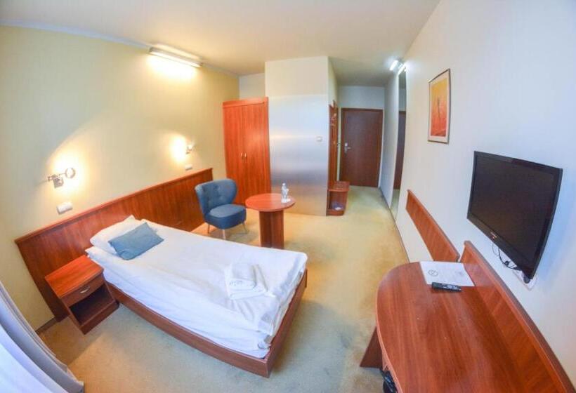 스탠다드 싱글 룸, Neo