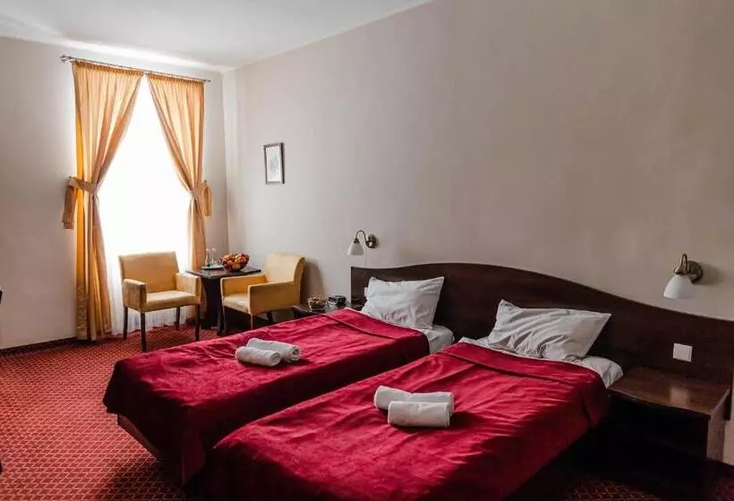 プレミアムルーム, Pałac Pawłowice