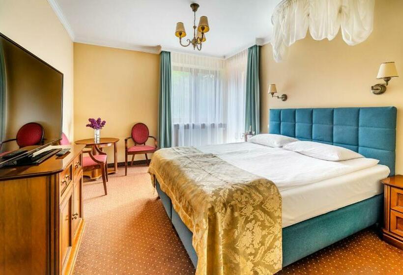 جناح, Pan Tadeusz