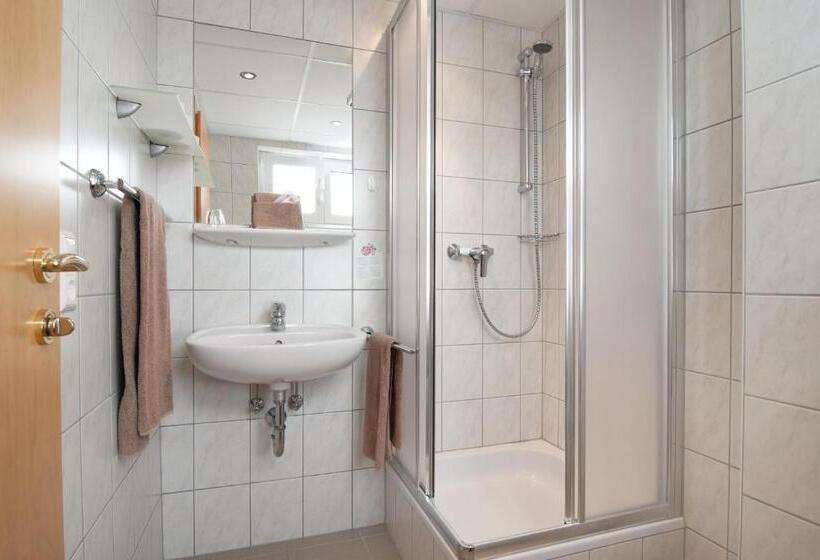 آپارتمان 2 خوابه, Pension Melcher