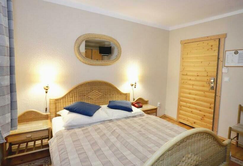 スタンダードルーム, Pensjonat Tara