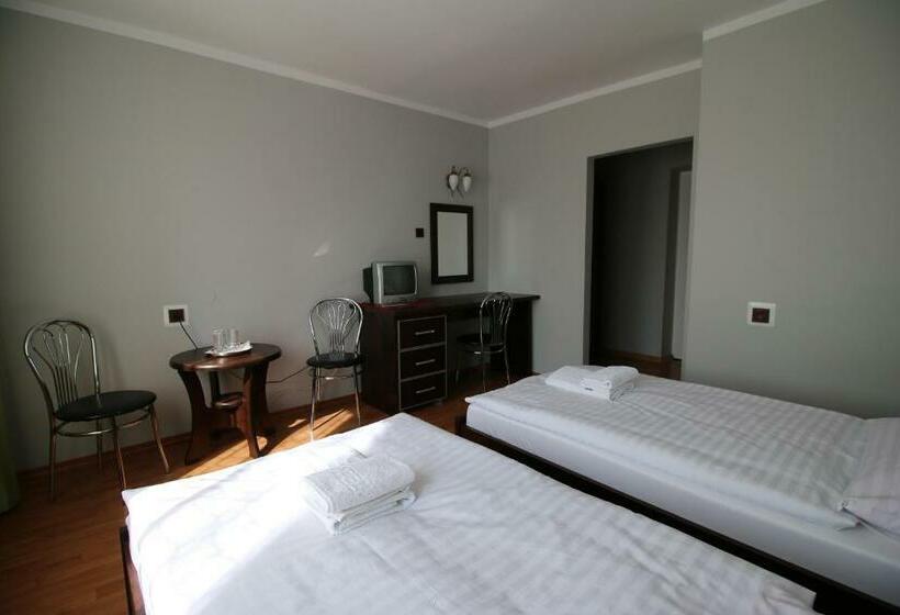 חדר סטנדרט, Piast