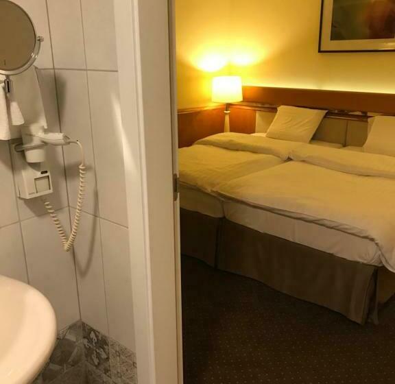 Standard Szoba, Podzamcze