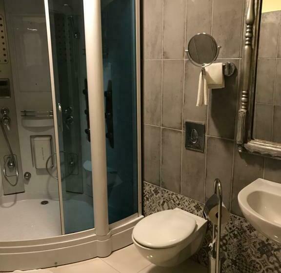 Standard Szoba, Podzamcze