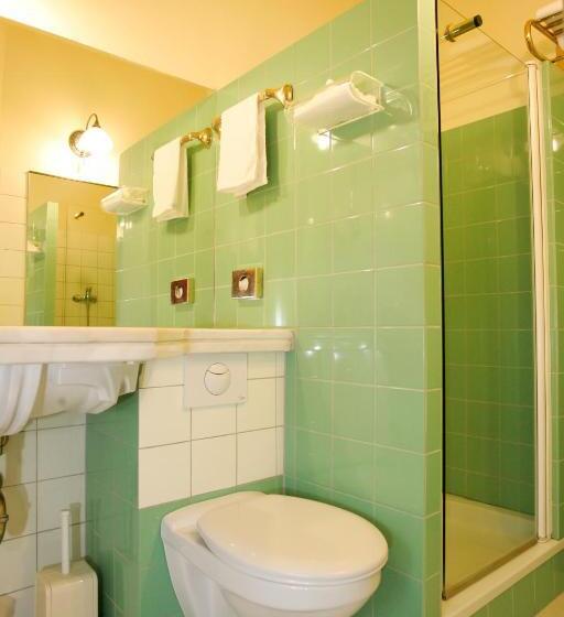 Номер Стандарт, Podzamcze