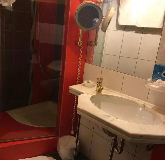 Háromágyas Standard Szoba, Podzamcze