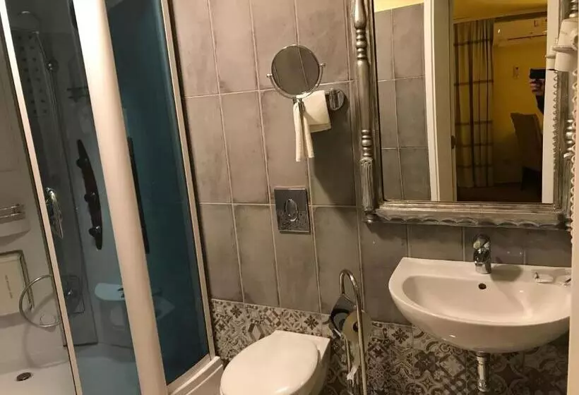 Standard-bungalow, Podzamcze