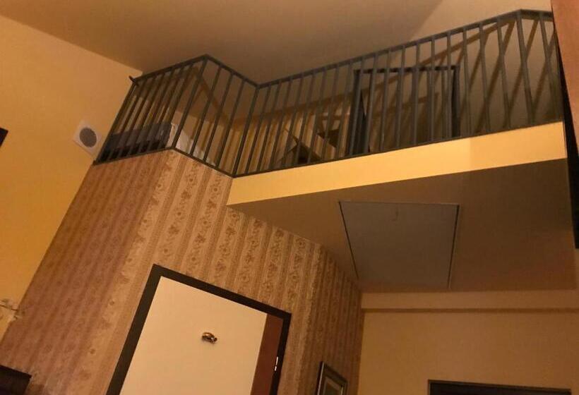 Négyágyas Standard Szoba, Podzamcze