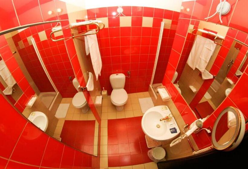 Номер Стандарт, Podzamcze