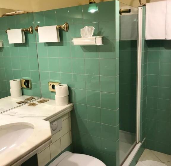 Standard Szoba, Podzamcze