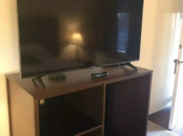 ２ダブルベッドのスタンダードルーム, Red Lion Inn And Suites La Pine, Oregon