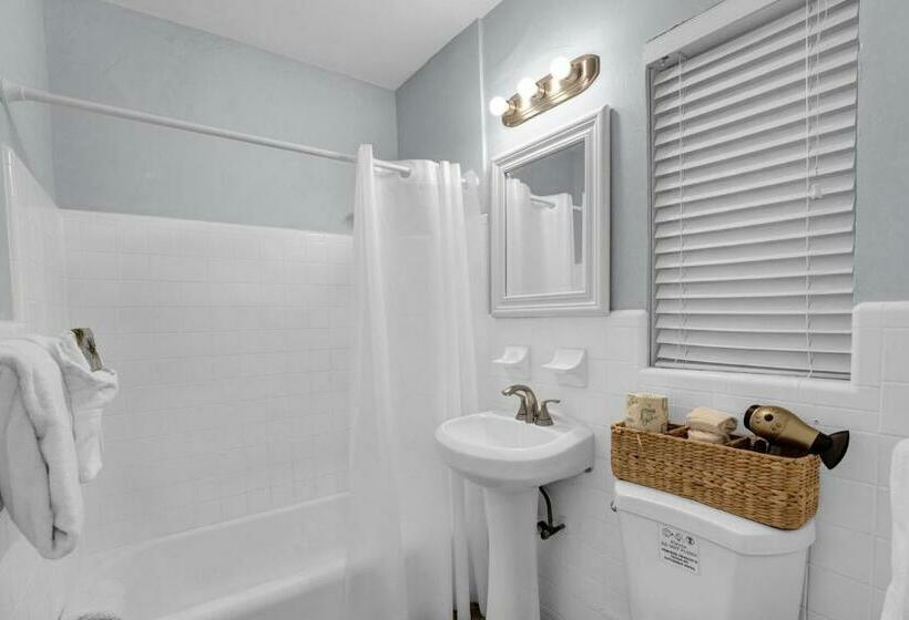 غرفة ديلوكس سرير كينج, Seascape Resort & Marina