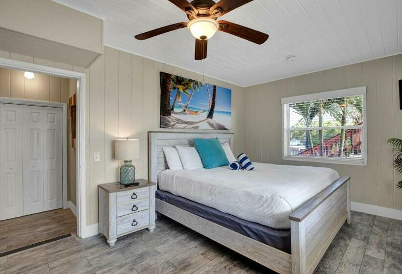 غرفة قياسية سرير كينج, Seascape Resort & Marina