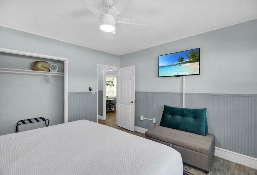 غرفة ديلوكس سرير كينج, Seascape Resort & Marina