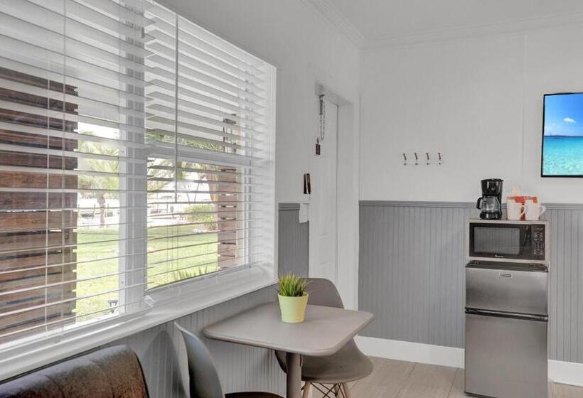 غرفة ديلوكس سرير كينج, Seascape Resort & Marina