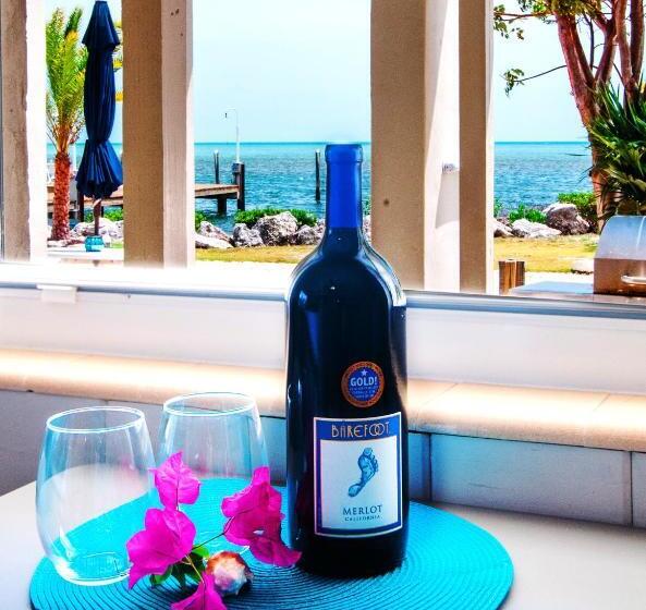 غرفة قياسية سرير كينج, Seascape Resort & Marina