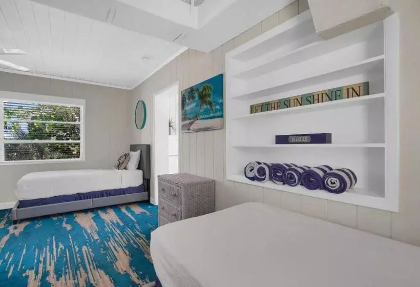 2 Bedroom Deluxe Apartment Sea View, Seascape Resort & Marina