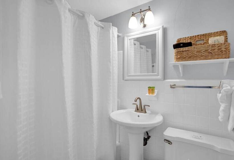 غرفة قياسية سرير كينج, Seascape Resort & Marina