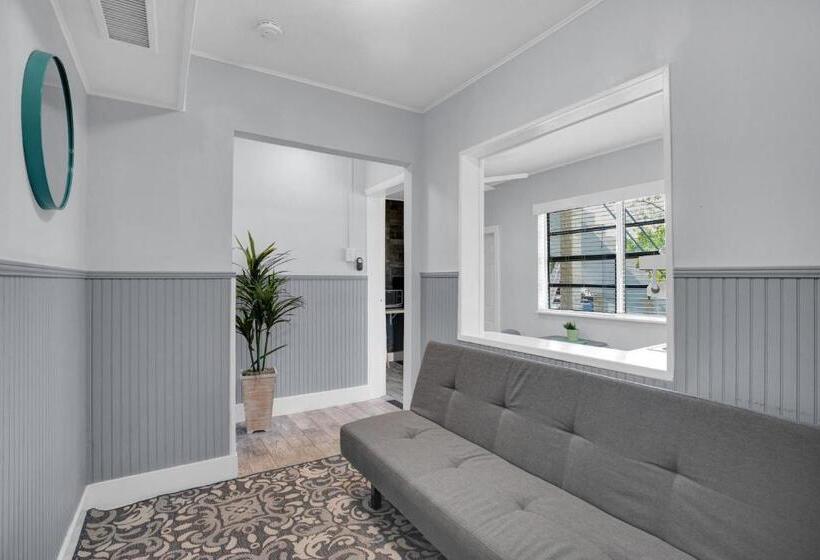 غرفة ديلوكس سرير كينج, Seascape Resort & Marina