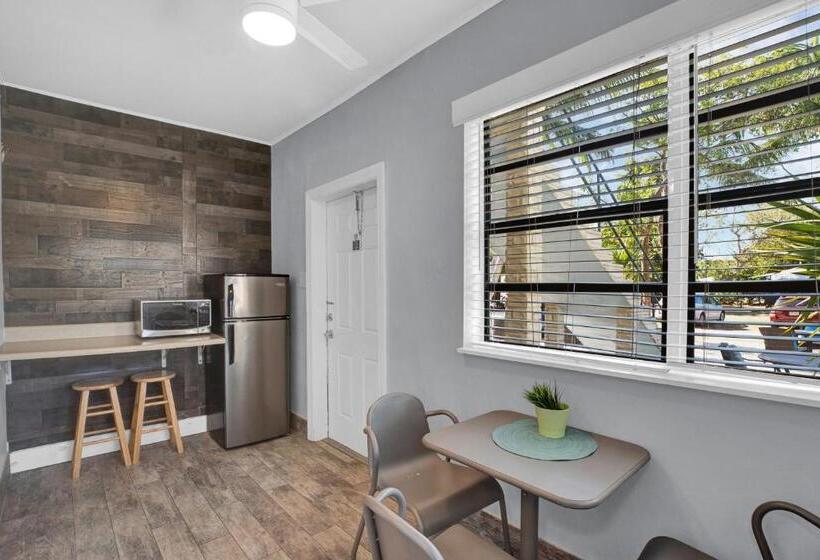 غرفة ديلوكس سرير كينج, Seascape Resort & Marina