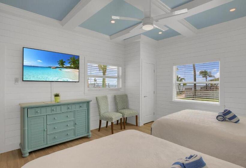 بنجلو ديلوكس, Seascape Resort & Marina