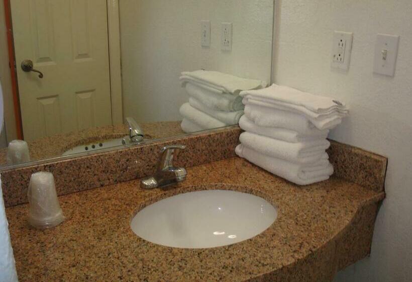 غرفة ديلوكس سرير كينج, Travel Inn