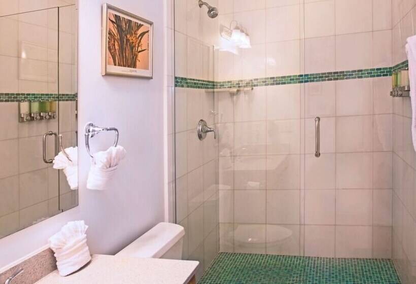 スイート, Travelers Palm