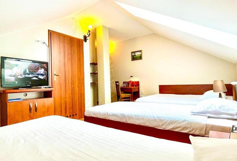 スタンダード４人部屋, U Sarnowskich