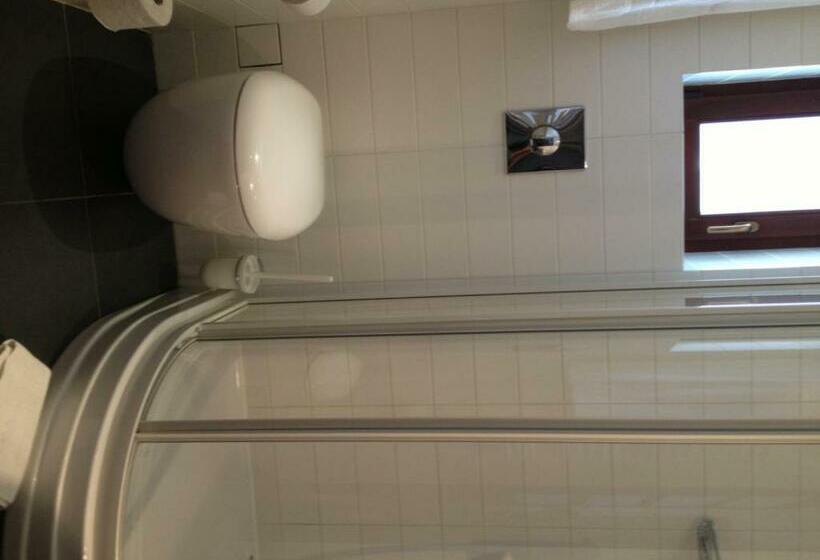 חדר סטנדרט, Vertigo Narie