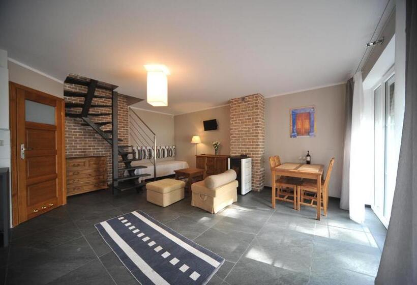 דירת דופלקס 2 חדרי שינה, Vertigo Narie