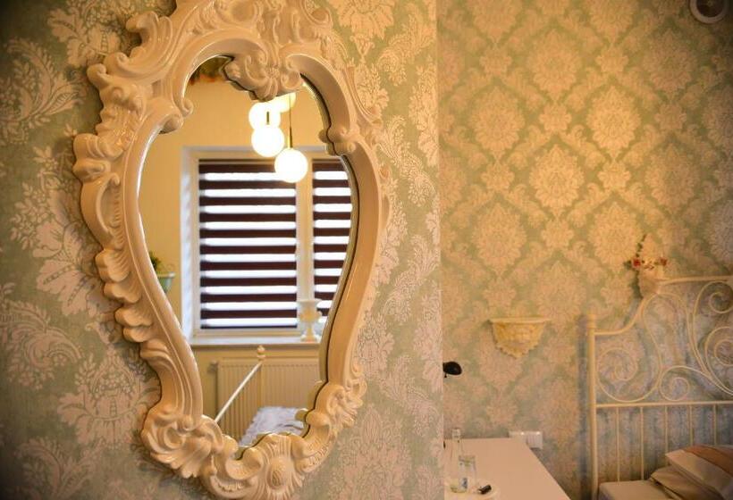 اتاق استاندارد با وان آب گرم, Villa Hubertus Kutno