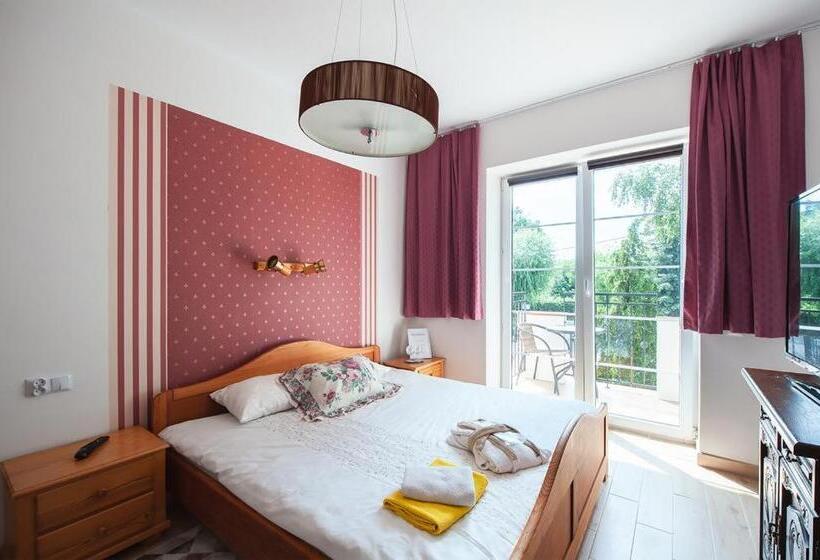 اتاق استاندارد یک تخته با بالکن, Villa Hubertus Kutno