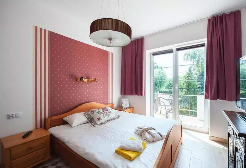 バルコニー付きシングルスタンダードルーム, Villa Hubertus Kutno