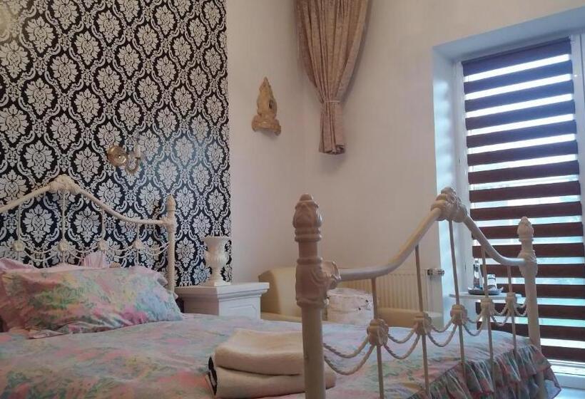 اتاق استاندارد یک تخته با بالکن, Villa Hubertus Kutno