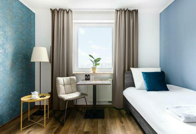 غرفة قياسية فردية, Zielonki