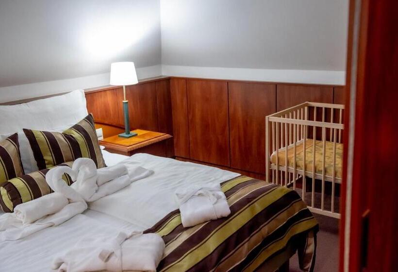 סוויטה משפחתית, Nyerges Hotel Termál Superior