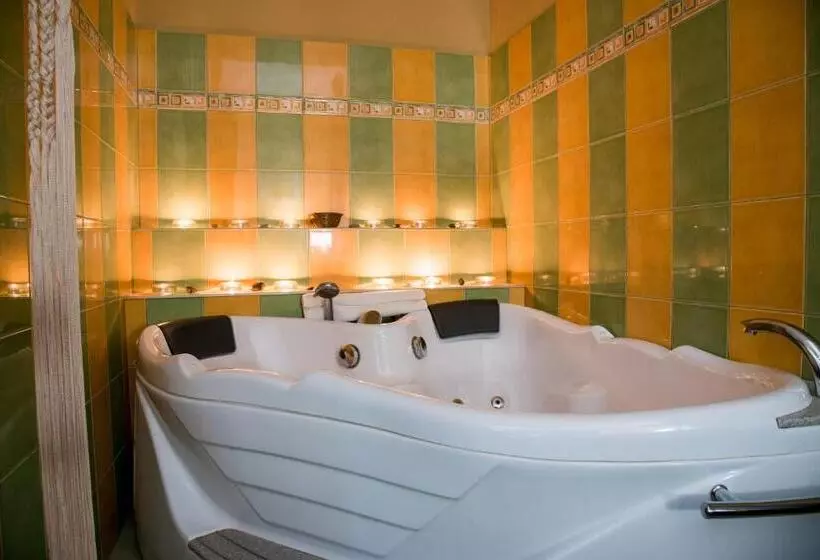 スイート, Nyerges Hotel Termál Superior