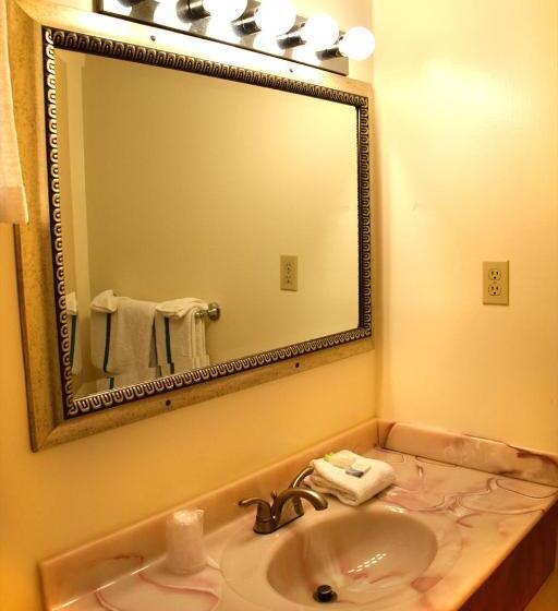 スタンダードルーム, O'sullivan's Motel