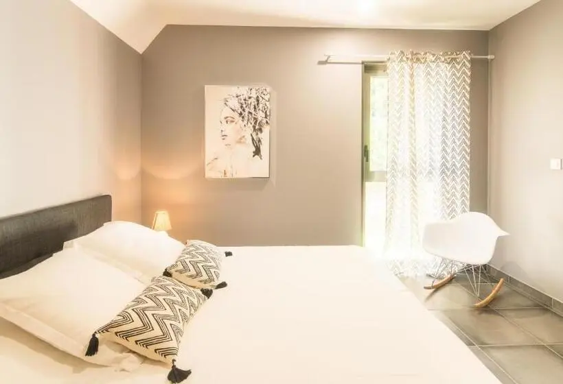 スタンダードルーム, La Chambre Cosy