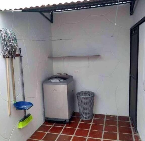 شقة غرفة واحدة, Bethesda Con Apartamento Amoblado