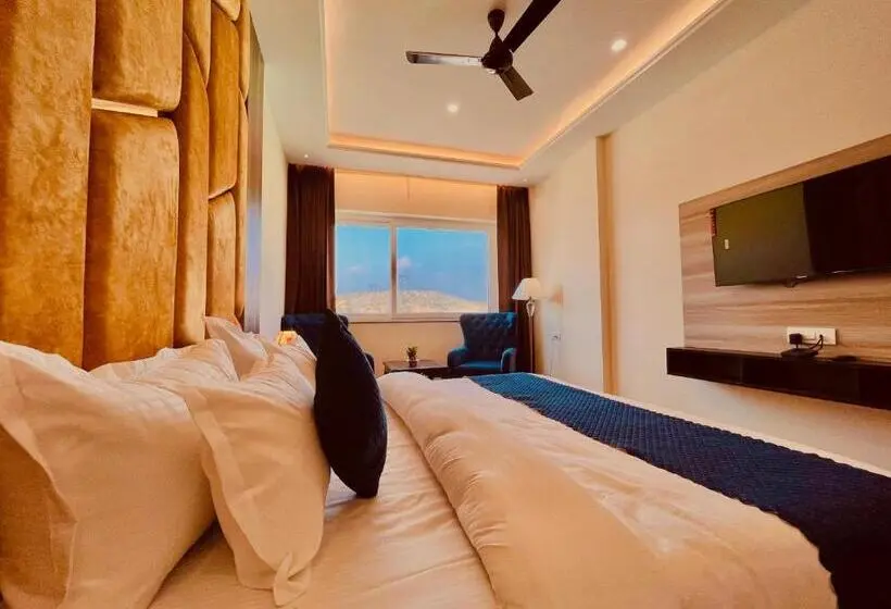 Deluxe-huone King-vuode, Ganges Blossam   A Four Star Luxury Hotel & Resort
