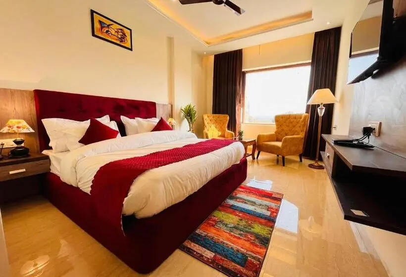 Deluxe-huone King-vuode, Ganges Blossam   A Four Star Luxury Hotel & Resort