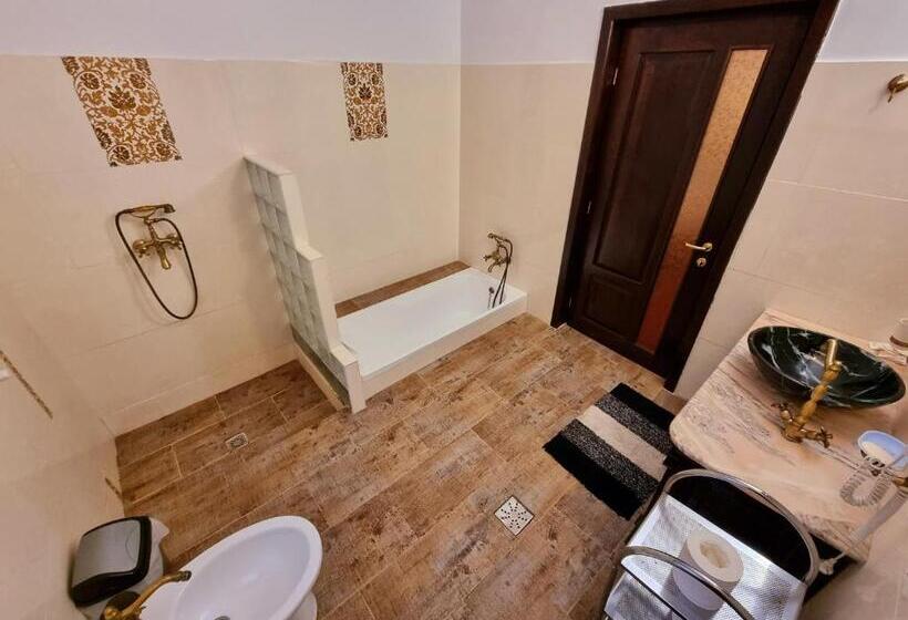 דירת חדר דלוקס, Perla Oltului